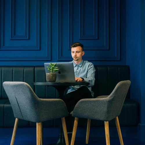 pexels-stefanstefancik-919602